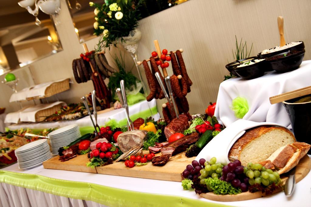 Hotel Lokietek Czajowice ภายนอก รูปภาพ