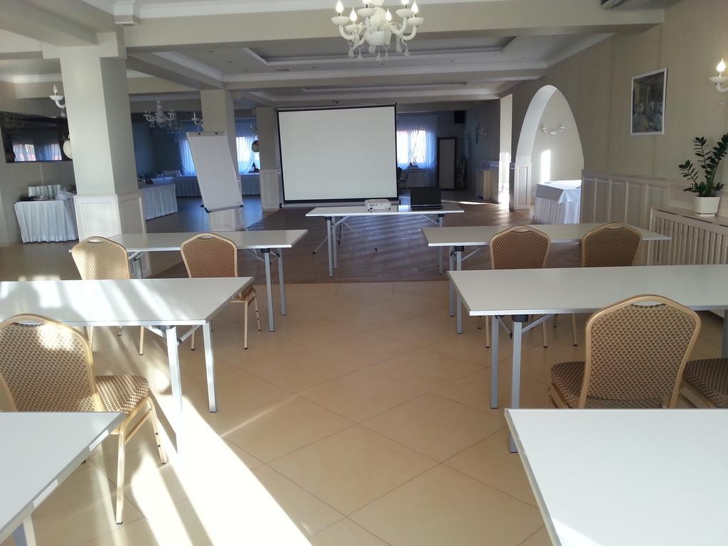 Hotel Lokietek Czajowice ภายนอก รูปภาพ