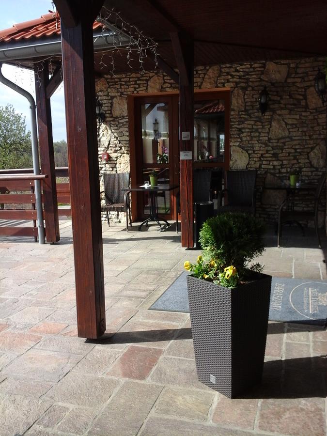Hotel Lokietek Czajowice ภายนอก รูปภาพ