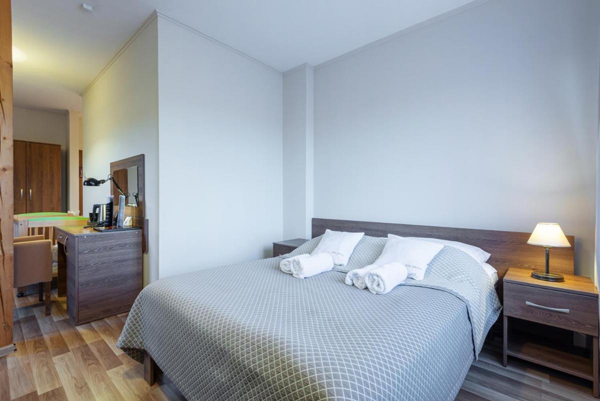 Hotel Lokietek Czajowice ภายนอก รูปภาพ