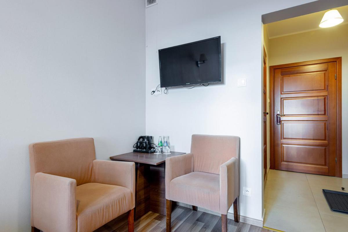 Hotel Lokietek Czajowice ภายนอก รูปภาพ