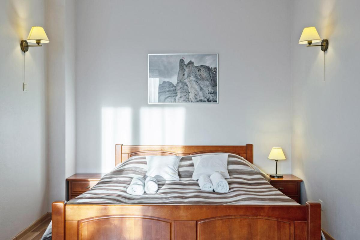 Hotel Lokietek Czajowice ภายนอก รูปภาพ